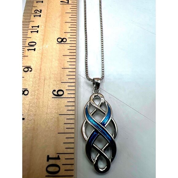 NEW Blue Interlaced Design Pendant Chain Necklace - Picture 9 of 9